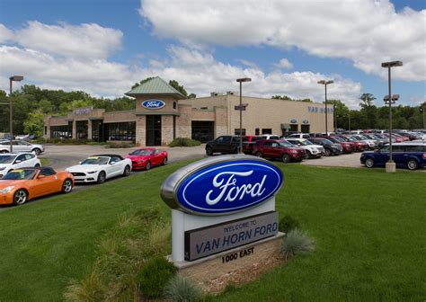 ford dealerships near me contact number